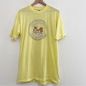 L Tees Vintage Men’s  XL Heart in Volleyball Yellow Sheer Short Sleeve T Shirt